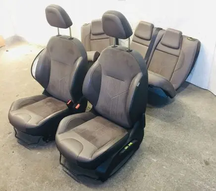 Peugeot 2008 I Seat set 