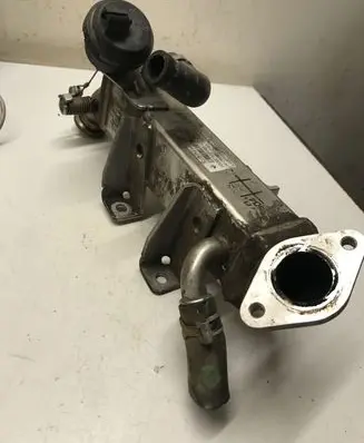 Nissan X-Trail T31 EGR valve cooler 91168432