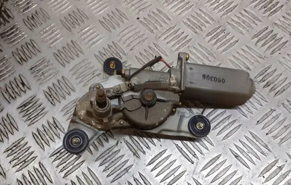 KIA Carens I Wiper motor 03511-1400