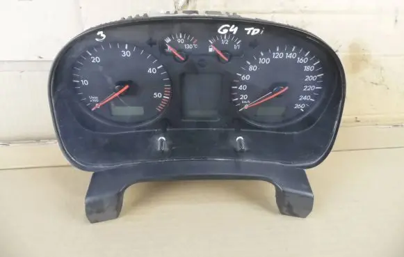 Volkswagen Golf IV Speedometer (instrument cluster) 1J0920806H 24050207 VWZ7Z0B5428488