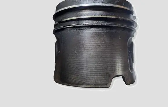 BMW 1 F20 F21 Piston N47