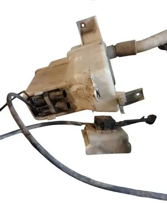 Subaru B9 Tribeca Windshield washer fluid reservoir/tank