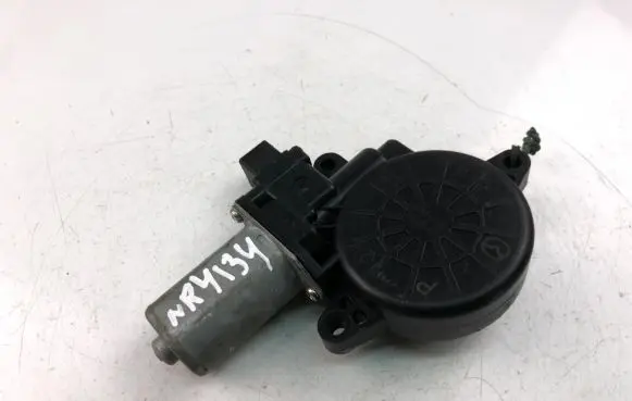 Mazda 3 II Front door window regulator motor CM012040