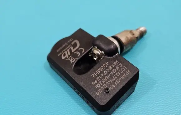 Tire pressure sensor