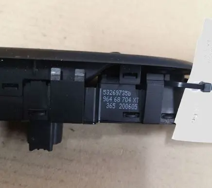 Peugeot 407 Electric window control switch 96468704XT