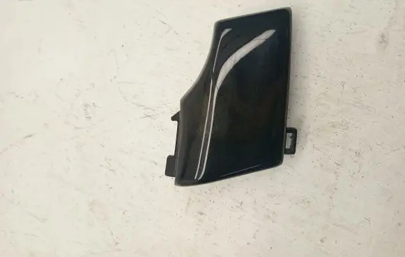 Mercedes-Benz GLE (W166 - C292) Dashboard glove box trim A1666806271