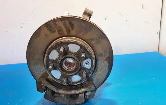 Opel Antara Front wheel hub spindle knuckle