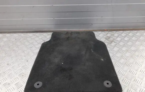 Audi A8 S8 D4 4H Rear floor mat 4H4863732G