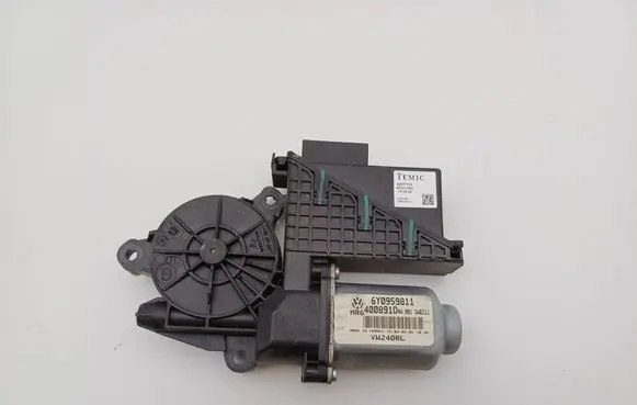 Volkswagen Polo IV 9N3 Rear door window regulator motor 6Y0959811