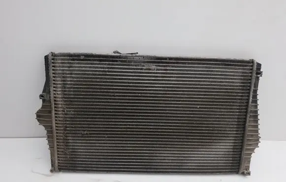 Volvo XC90 Intercooler air channel guide 04098586 989581K IA1347