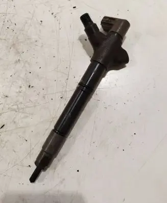 Toyota RAV 4 (XA40) Fuel injector 2367026070