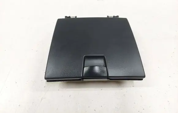 Hyundai Santa Fe Glove box 847452B000 U0455048