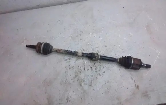 KIA Carens II Front driveshaft