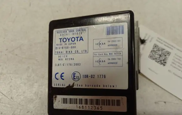 Toyota Corolla Verso AR10 Door control unit/module 897410F010