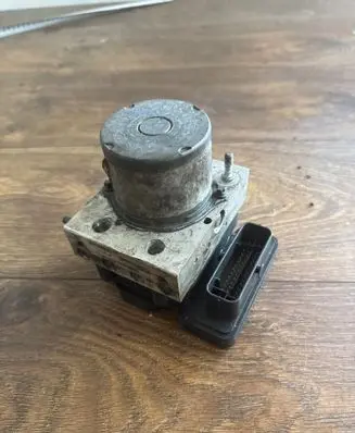 Renault Master III ABS Pump 476609378r
