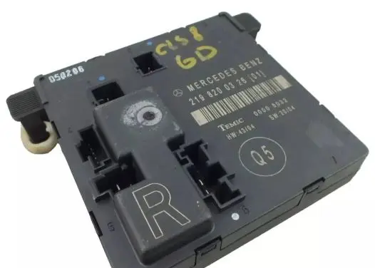 Mercedes-Benz E W212 Door control unit/module 2198200326
