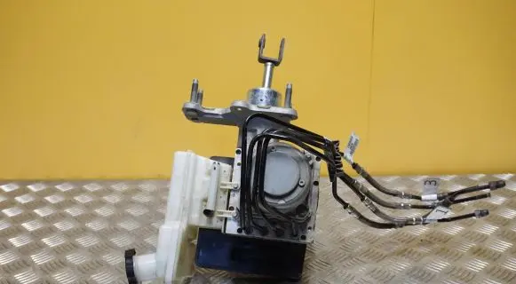 Chevrolet Silverado ABS Pump 84488680 8511207 A010A490