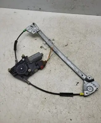 Mitsubishi Carisma Front door window regulator with motor
