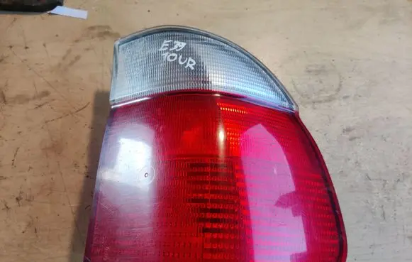 BMW 5 E39 Rear/tail lights 2496322