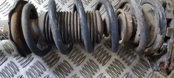 Nissan Almera N16 Rear coil spring
