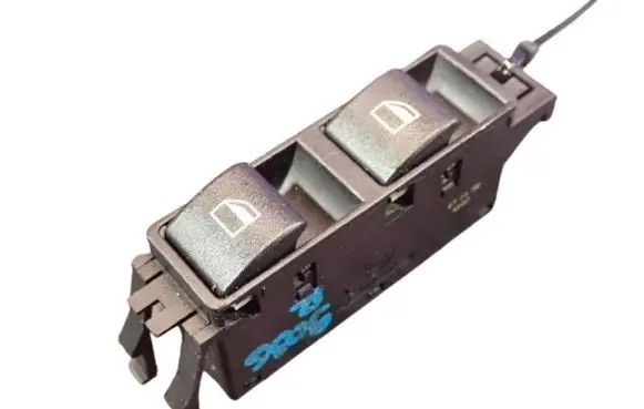 BMW X3 E83 Quarter vent window switch 6902179