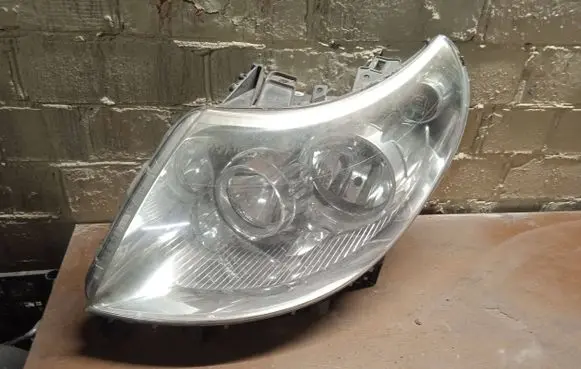 Peugeot Boxer Headlight/headlamp 1369497080