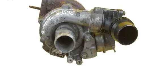 Renault Trafic III (X82) Turbo H8201067824 R9M413
