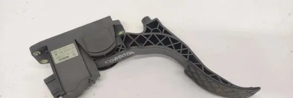 Volkswagen Polo Accelerator throttle pedal 6Q1721503D