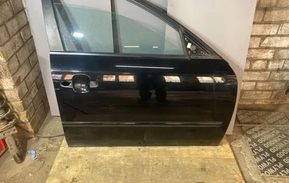 Hyundai Sonata Front door