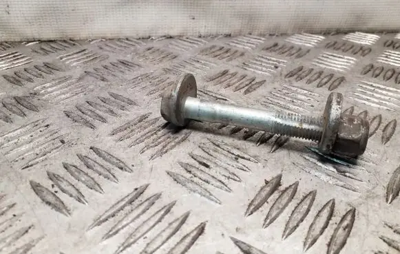 Audi A4 S4 B6 8E 8H Rear suspension camber bolt 