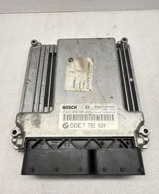 BMW 3 E46 Engine control unit/module 7792024 0281010565 1039S02198
