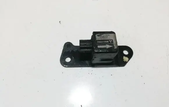 Mitsubishi Pajero Sport I Airbag deployment crash/impact sensor mr522942 187600-4110