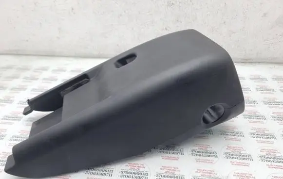 Volkswagen PASSAT B7 Steering wheel column trim 3C0858625A