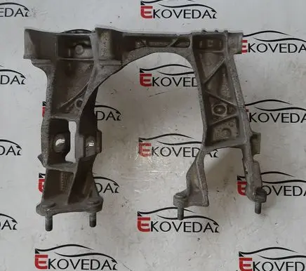 Porsche Boxster 987 Engine mounting bracket 98633115108