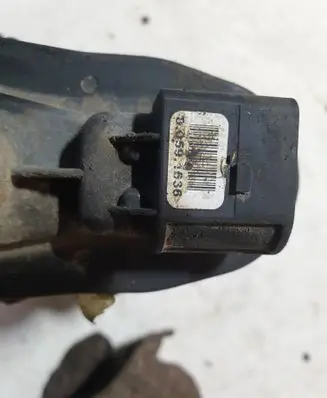 Volvo XC70 Rear brake caliper 32332594