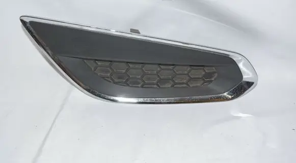Volvo S60 Front bumper lower grill 31294134