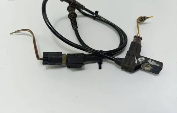 Mercedes-Benz E W211 ABS brake wheel speed sensor A2115450728