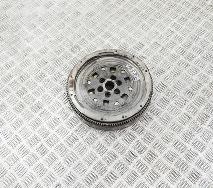 Volkswagen Golf VIII Flywheel 05E105266C