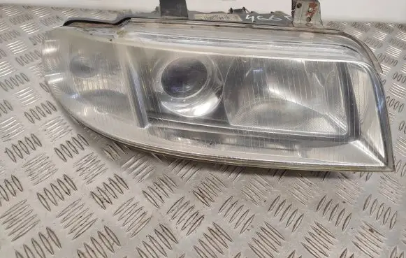 Audi A4 S4 B5 8D Headlight/headlamp 8D0941030AK