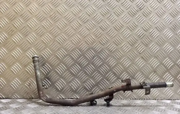 Nissan X-Trail T30 Engine coolant pipe/hose