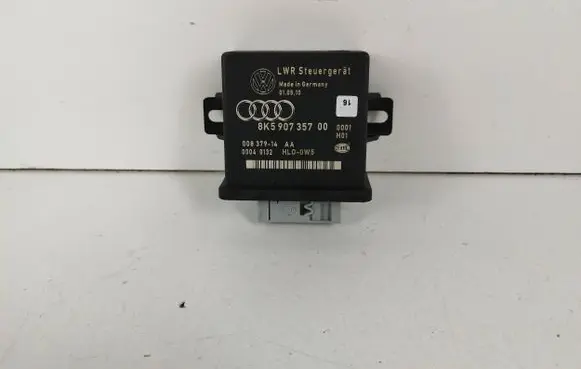 Audi A5 Sportback 8TA Light module LCM 8K5907357 00040132 00837914