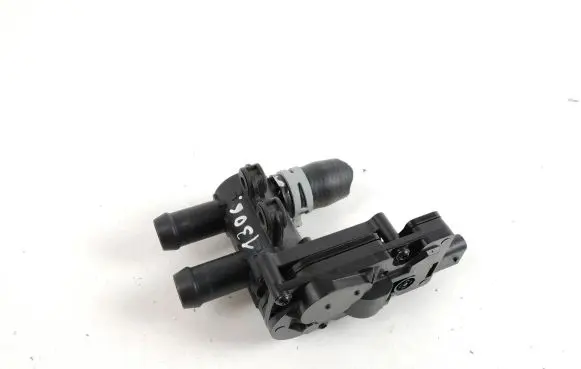 Ford Mustang Mach-E Electric auxiliary coolant/water pump LJ938C605BC