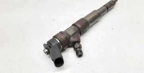 BMW 3 E90 E91 Fuel injector 7794435 0445110209