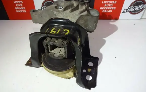 Dacia Dokker Engine mount bracket 112845638R