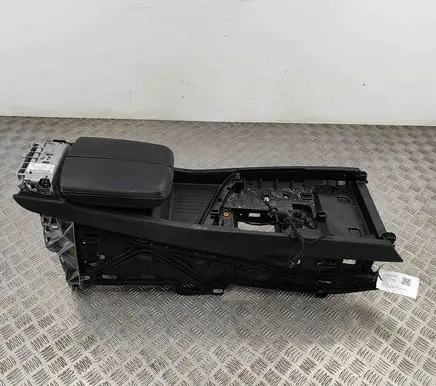 Audi Q7 4M Center console 4M0863243 4M0864207C