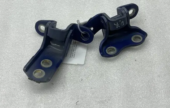 Toyota Yaris Cross Front door hinge set ES03 ES033423 ES033723