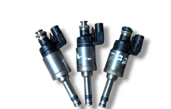 Ford Focus Fuel injector CM5G9F593FA