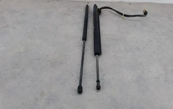Opel Insignia A Tailgate strut 1327825813278257