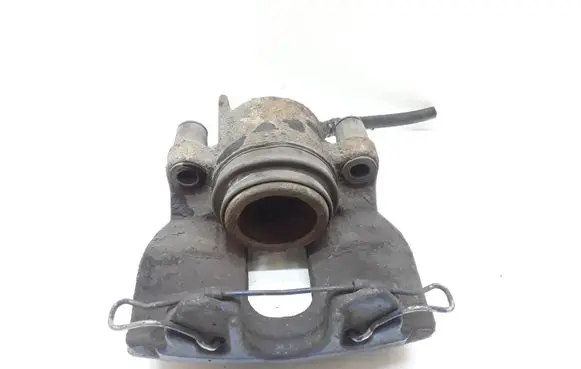 Volvo XC70 Front brake caliper