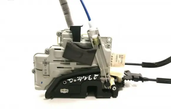Audi A8 S8 D4 4H Rear door lock 4H0839015C